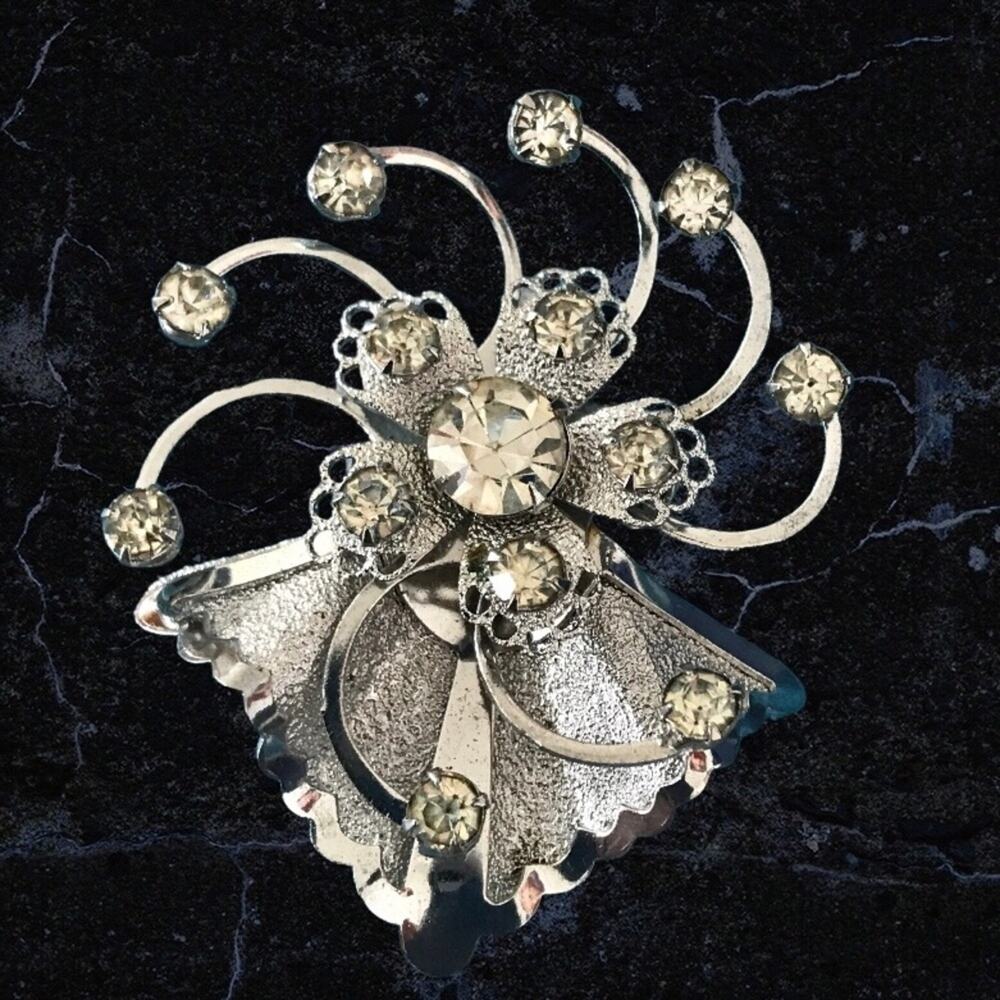 Vintage Starburst Pin Rhinestone Silver Tone Floral Brooch Pin